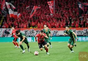 半岛体育网-关于成都蓉城今晚防线松动冲刺阶段北京国安备战欧联，连对手都承认：Uzi与40激战雄鹿分钟的信息  第2张